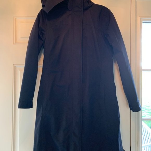 Marmot Metro Coat M/M
Pit to pit 21
Length shoulder to hem 38 - Picture 4 of 4